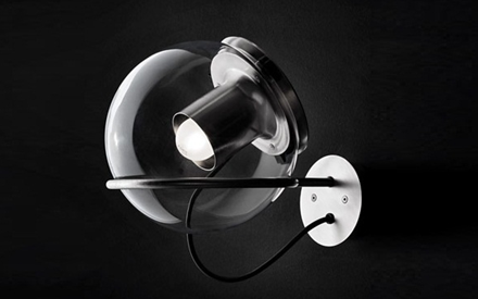 OLUCE | THE GLOBE WALL LAMP