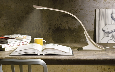 PENTA LIGHT | LOOP TABLE LAMP