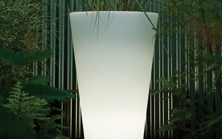 SERRALUNGA | LISCIO SIENA PLANTERS ILLUMINATED