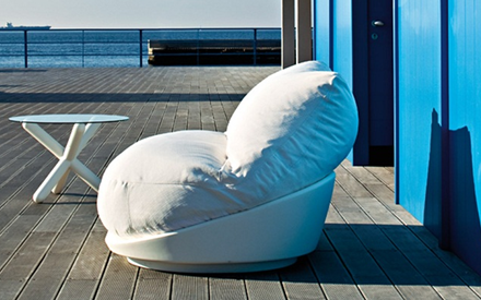 SERRALUNGA FURNITURE | HUG OUTDOOR SOFA