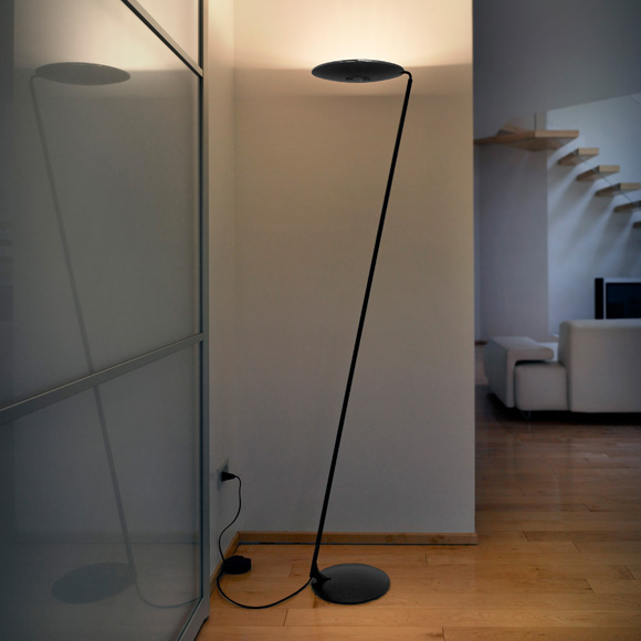 Zeta floor lamp